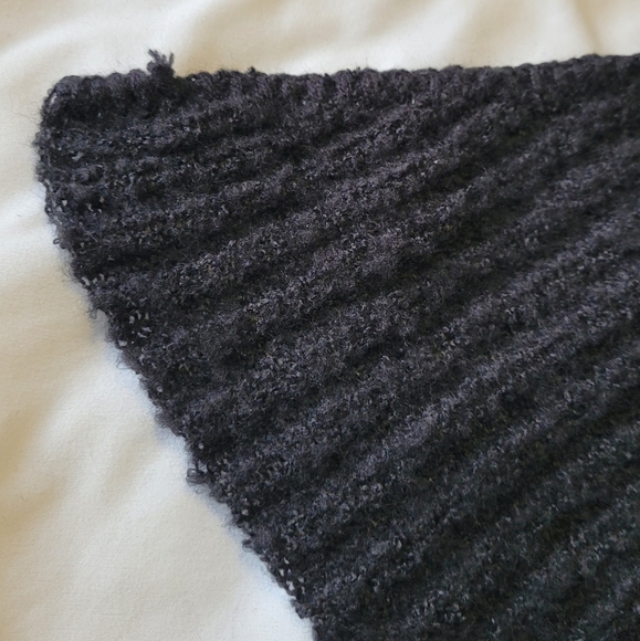 Guc black Vero moda scarf and touque set - Picture 9 of 11